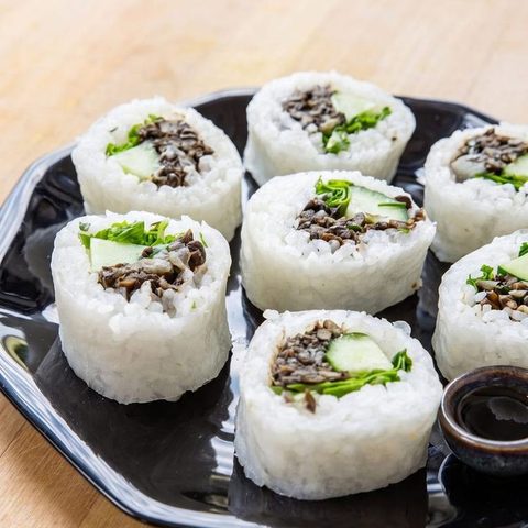 Bílé sushi